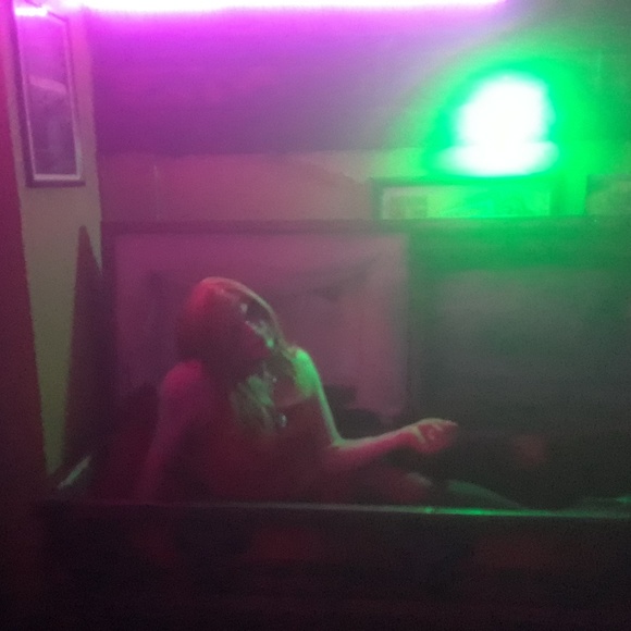 Meet your Posher, Samantha - Picture 2 of 8